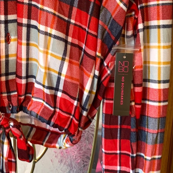 Top - Picture 4 of 4